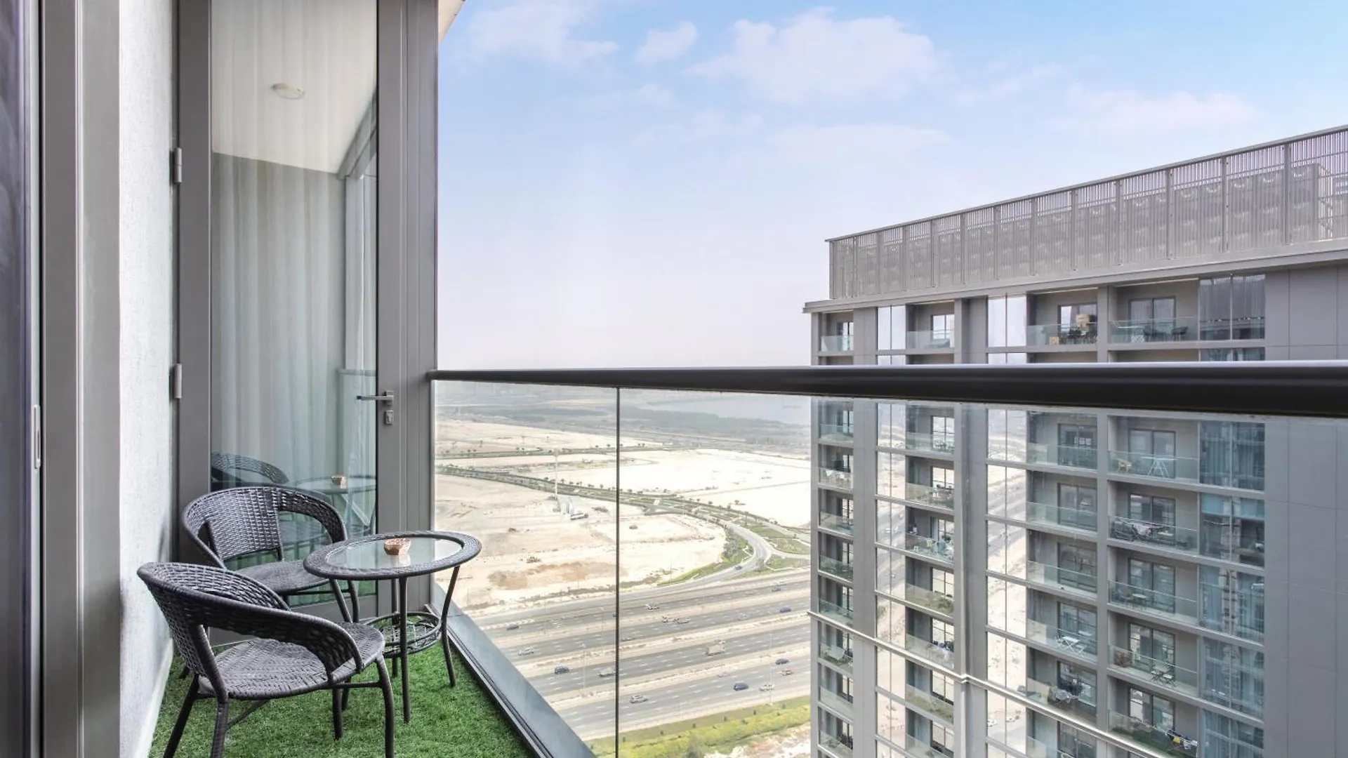 Stay By Latinem Luxury 1Br Holiday Home Cv A2705 Near Dubai Mall United Arab Emirates
